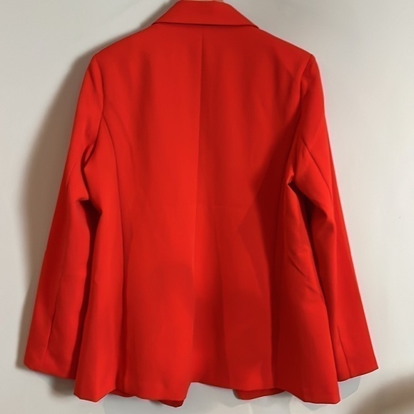 Soho Apparel red blazer size medium - Picture 4 of 10